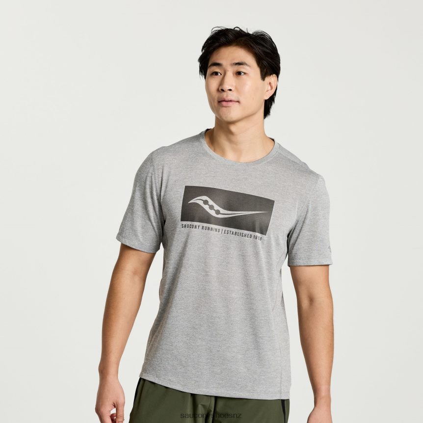 Saucony Stopwatch Graphic Short Sleeve TX0L64346 Light Grey Heather Graphic