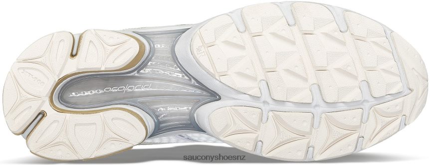 Saucony X Highsnobiety ProGrid Triumph 4 TX0L64289 Cream White