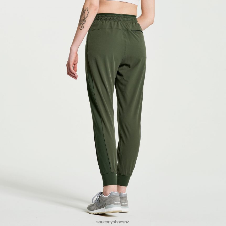 Saucony Boston Woven Pant TX0L64830 Climbing Ivy